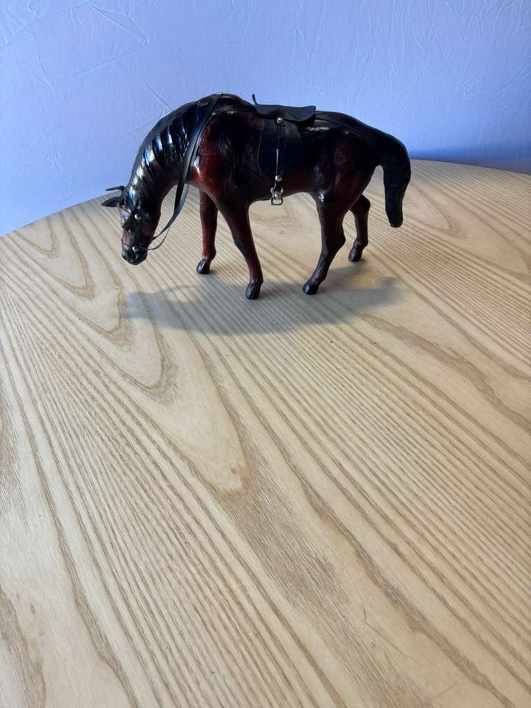 Handmade Leather Gazing Horse Statue – Eco-Friendly Lifelike Horse Figurine for Home Décor